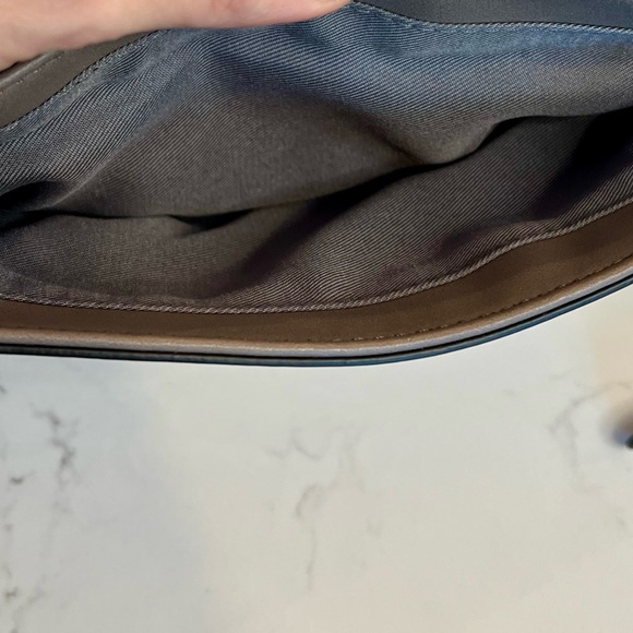 Chelsea28 Leighton Colorblock Faux Leather Crossbody Bag - Picture 10 of 15